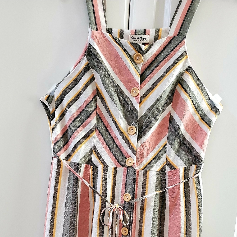 Dress - Picture 12 of 12
